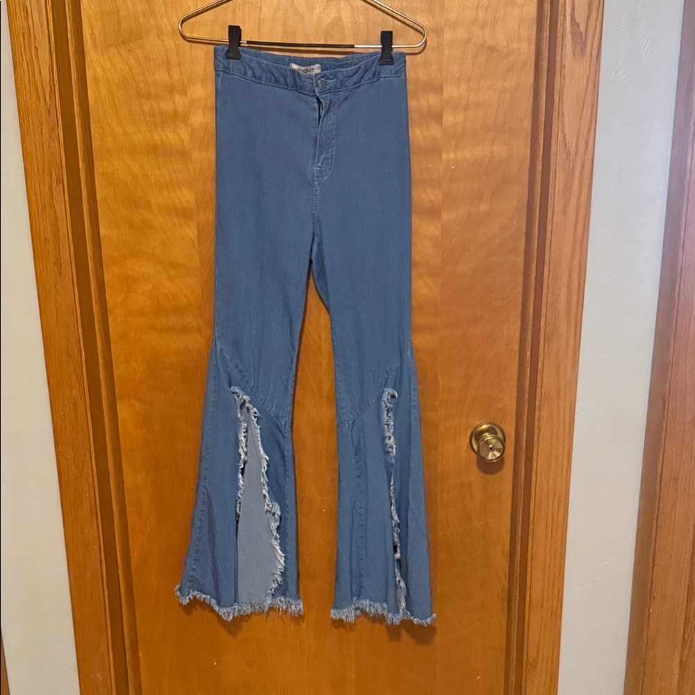 Stylish Blue Frayed Flare Jeans